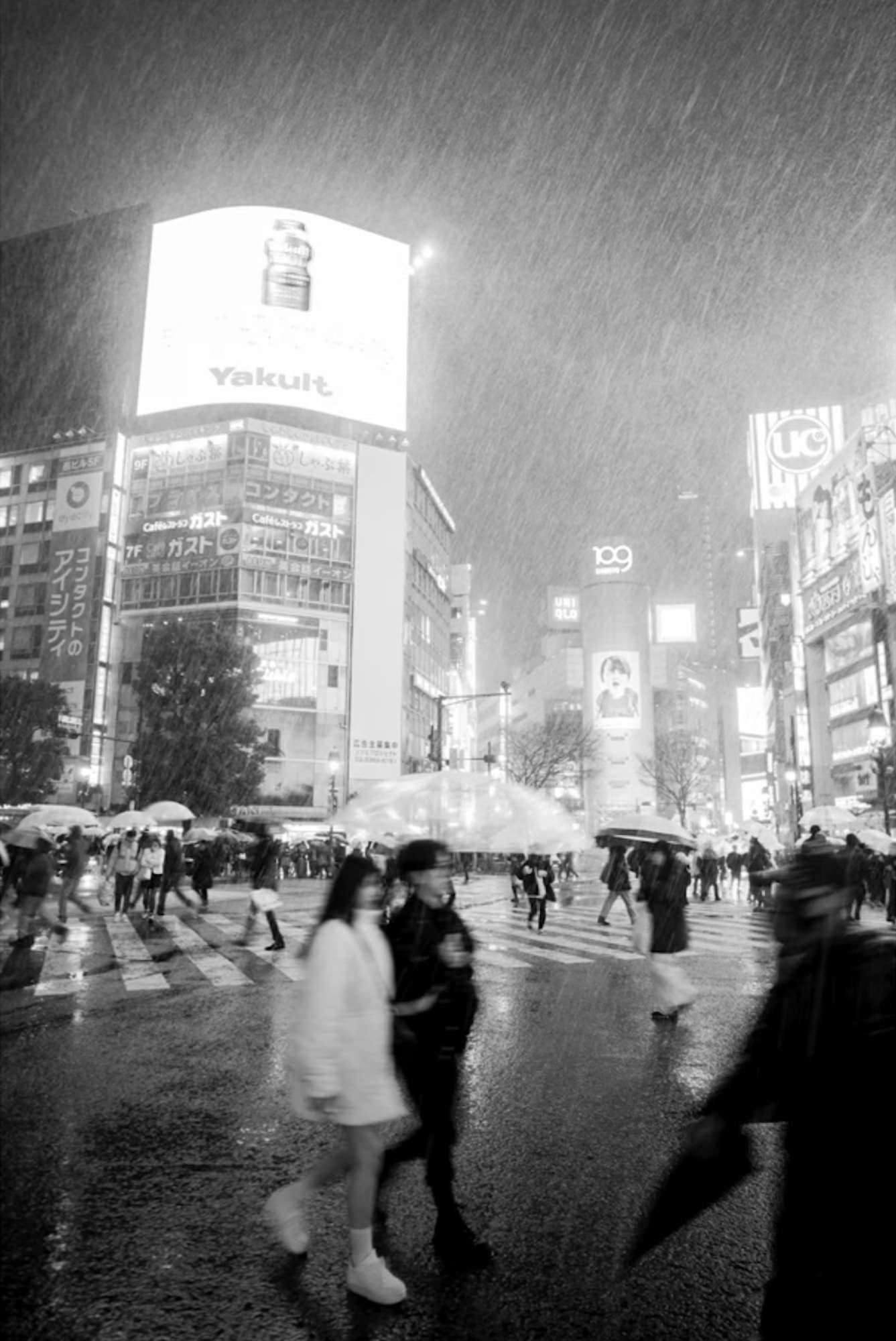 Rainy night in the icty