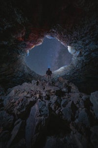https://alphauniverseglobal.media.zestyio.com/Alpha-Universe-WIMB-Urbex-Max-Boncina-6.jpg?height=300&fit=bounds