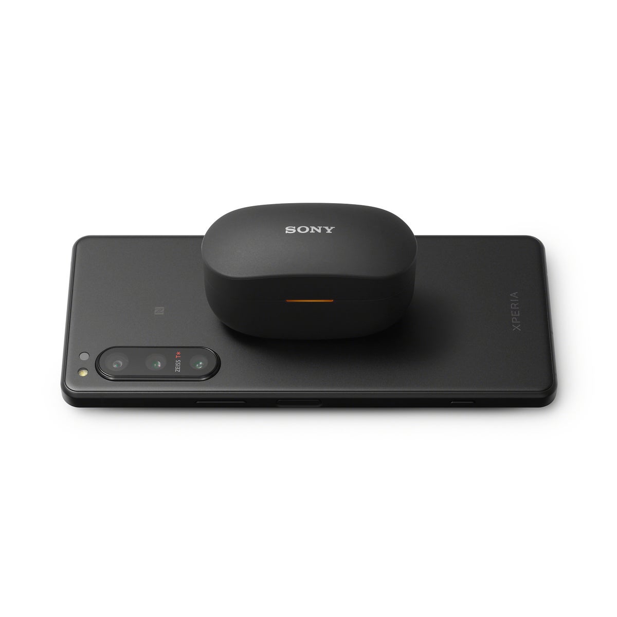 https://alphauniverseglobal.media.zestyio.com/Alpha-Universe-Xperia-5-IV---Battery_Share.jpg?height=1200&fit=bounds