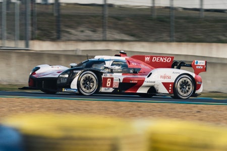 https://alphauniverseglobal.media.zestyio.com/Alpha-Universe-Zac-McGowan-LeMans-17.jpg?height=300&fit=bounds