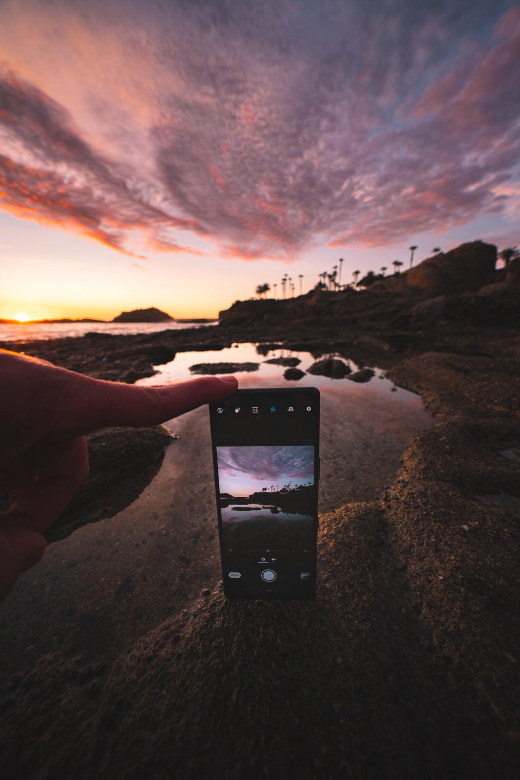 Alpha-Universe-photo-by-Eric-Ruben-erubes-Sony-Xperia-Laguna-Beach-tidepools-phone.jpg