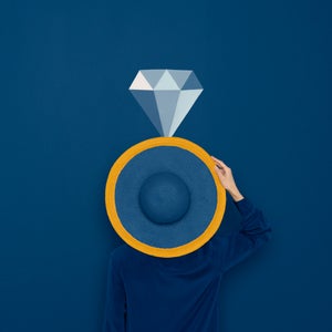 https://alphauniverseglobal.media.zestyio.com/Alpha-Universe-photo-by-Luisa-Del-Valle-ring.jpg?height=300&fit=bounds