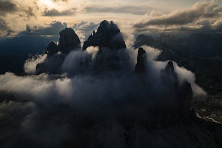 https://alphauniverseglobal.media.zestyio.com/Alpha-Universe-photo-by-Renan-Ozturk-210706_OZTURK_OCULUS_REDBULL_VR_BTS_003259.jpg?height=300&fit=bounds
