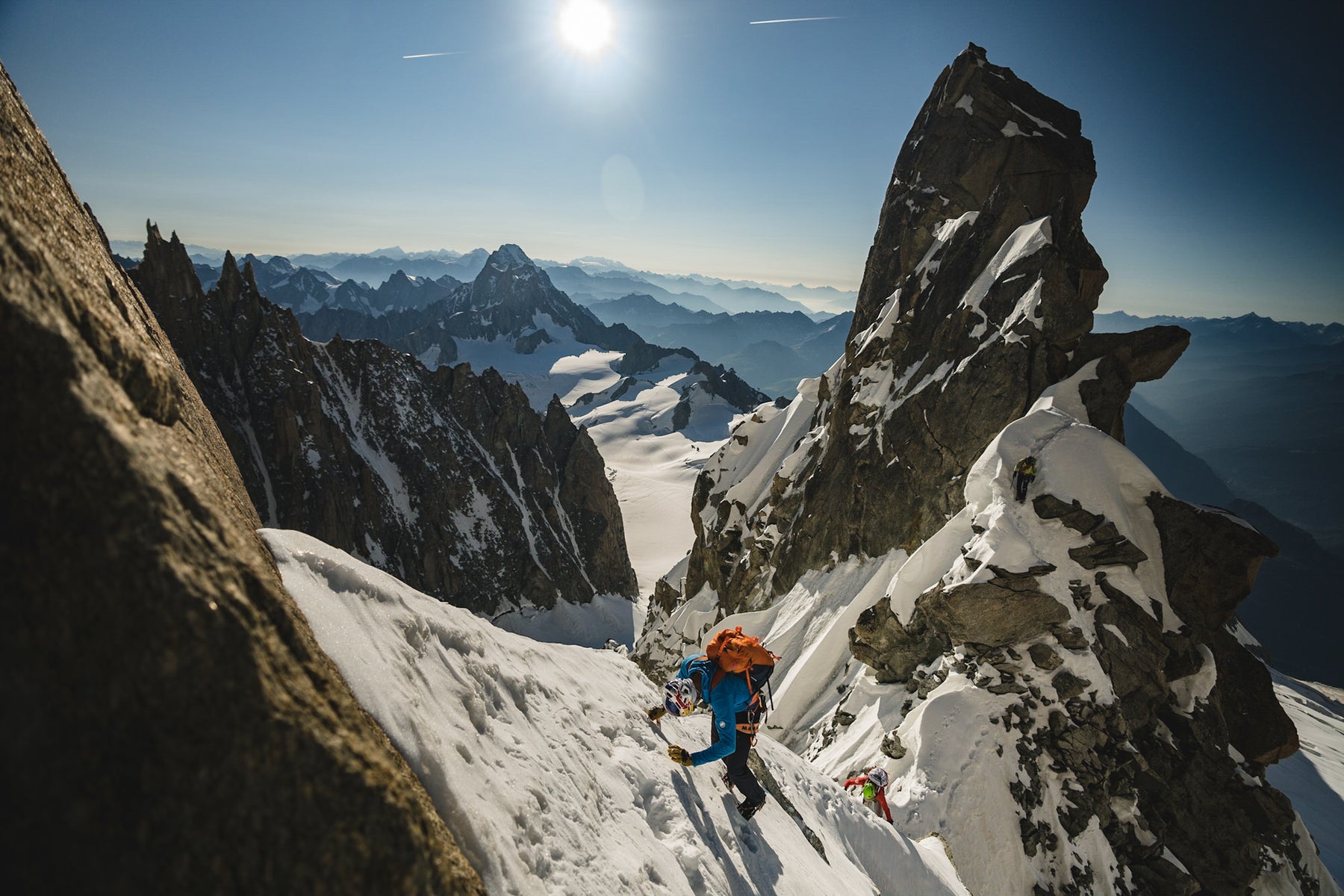 https://alphauniverseglobal.media.zestyio.com/Alpha-Universe-photo-by-Renan-Ozturk-210729_OZTURK_OCULUS_REDBULL_VR_BTS_031085.jpg?height=1200&fit=bounds