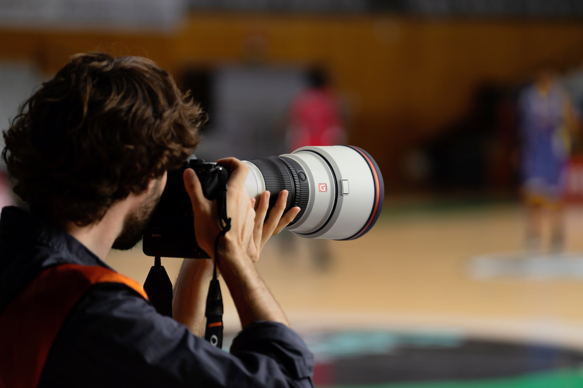 Take A Deep Dive Into The New Sony 300mm f/2.8 G Master | Sony