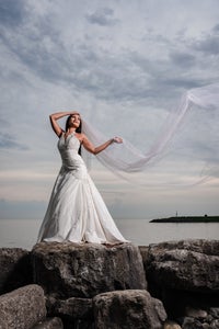 https://alphauniverseglobal.media.zestyio.com/Alpha-Universe-sonyA1-wedding-RaphNogal-007.jpg?height=300&fit=bounds