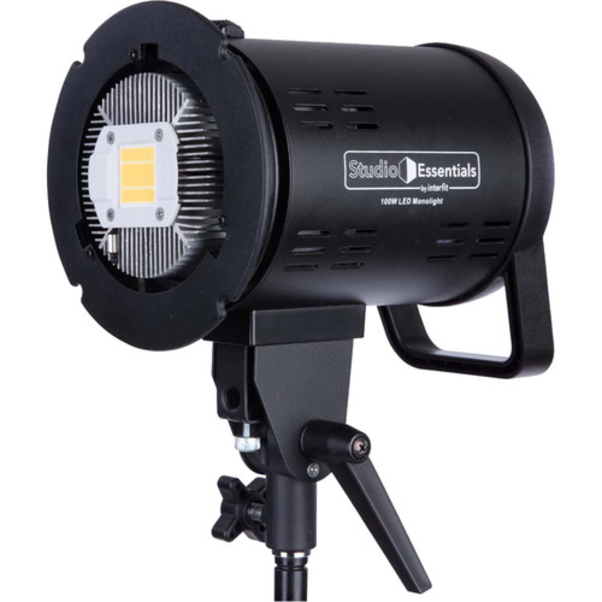 Alpha-Universe-studio_essentials_ledm100d_100w_led_monolight_1519662111_1393519.jpg