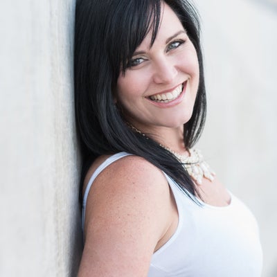 kando speaker Sara France