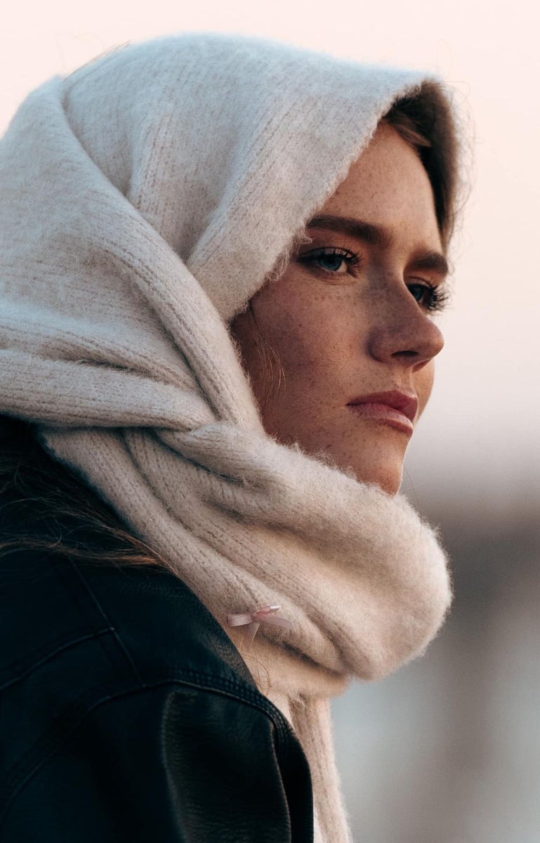 https://alphauniverseglobal.media.zestyio.com/Week-22--Portriats--Anne-Zamerim.jpg?height=1200&fit=bounds