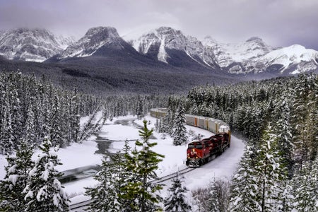 https://alphauniverseglobal.media.zestyio.com/Week-38-Winter-Landscape-Amber-Favorite.rk-mWbtVakg.jpg?height=300&fit=bounds