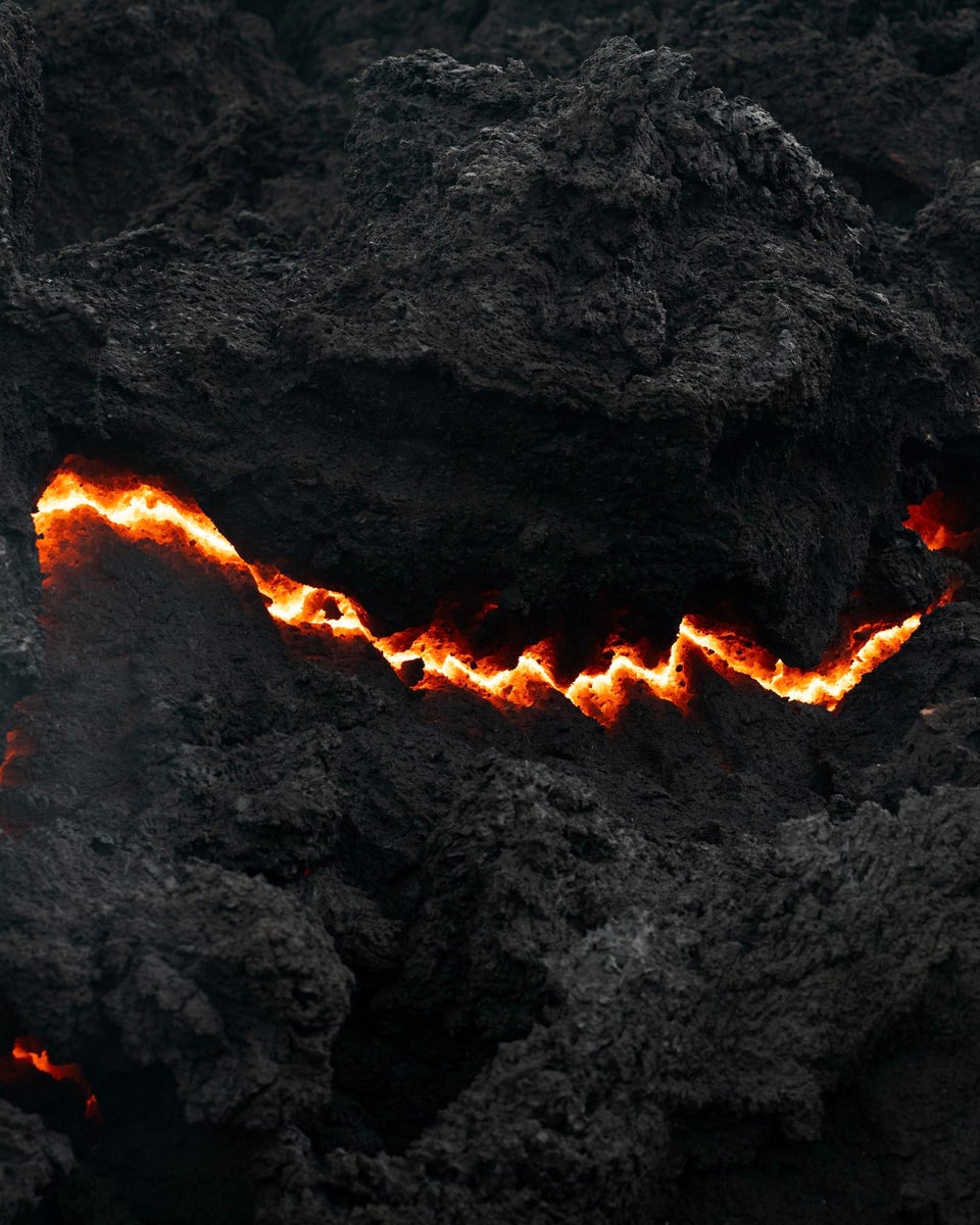 Perfect Lava Behind The Shot: Exploring Lava Up Close With The Alpha 7R IV + 2 ...
