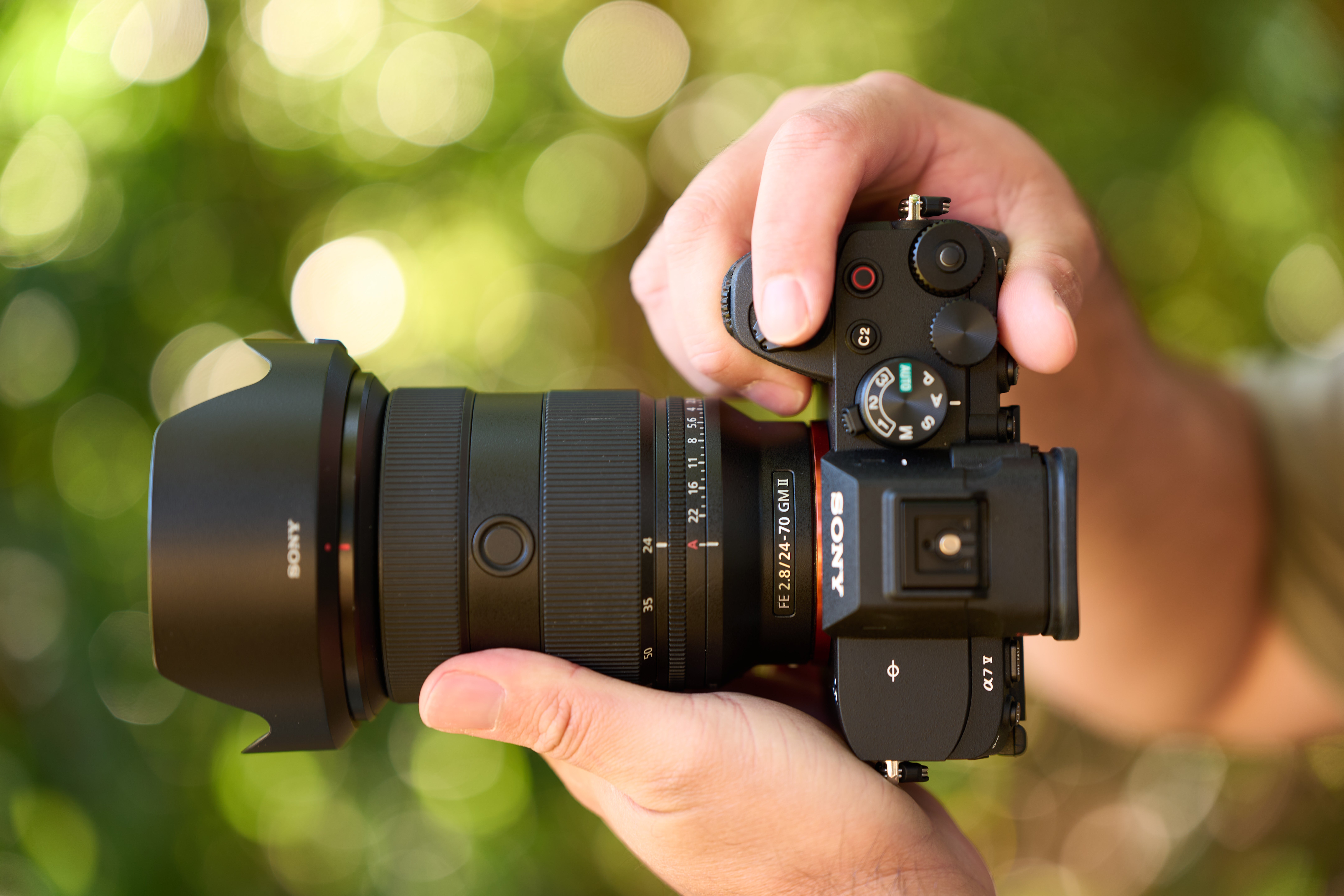 Alpha 7 V Hands‑On: A Hybrid Creator\u0027s Review